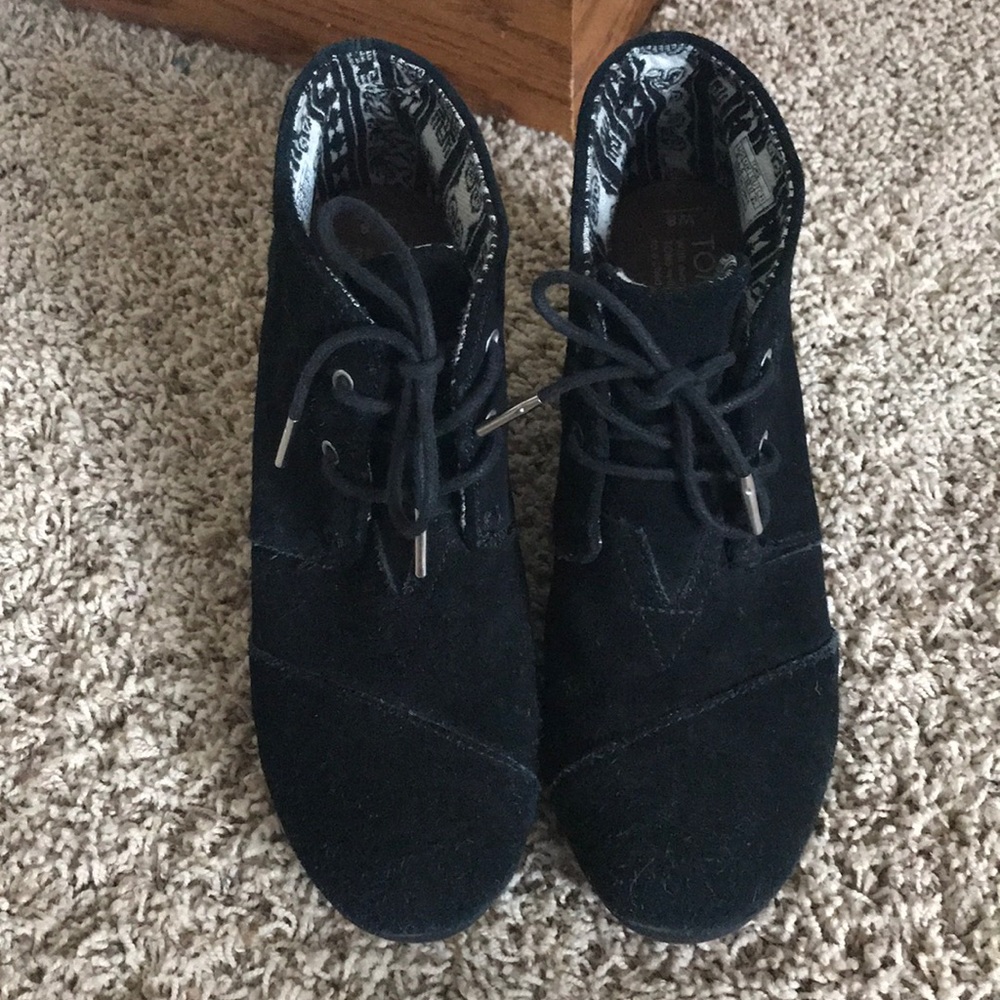 Toms desert wedge